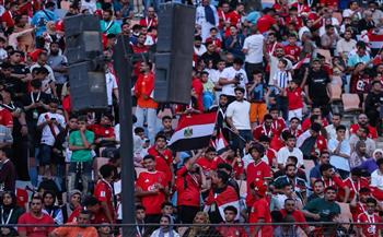جماهير المنتخب تصنع أجواء من البهجة في العيد قبل مواجهة روسيا الودية