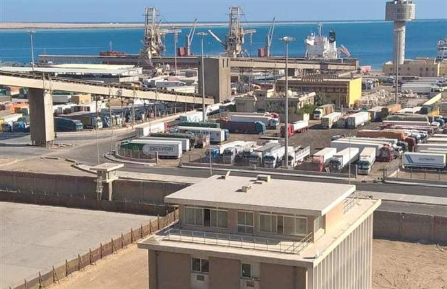 تداول 3300 طن بضائع عامة ومتنوعة بموانئ البحر الأحمر