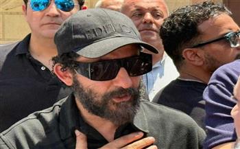 نقابة السينمائيين تنعي والدة الفنان أحمد حلمي