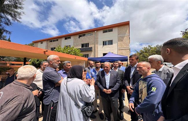 السفير الفلسطيني في لبنان يتابع أوضاع النازحين ويؤكد استمرار التنسيق مع "الأونروا" لتأمين احتياجاتهم