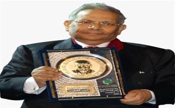 أسامة أنور عكاشة.. عاشق الإسكندرية