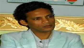 وفاة الشاعر والكاتب الصحفي سيد العديسي