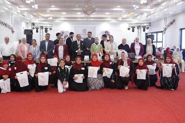 القومي للمرأة يختتم فعاليات البرنامج التدريبي لتمكين المرأة الريفية ببني سويف 