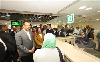 وزير الاتصالات.. يفتتح مكتب بريد بني سويف بعد تطويره.. ويوجه بتوصيل الإنترنت لـ "النور للمكفوفين"