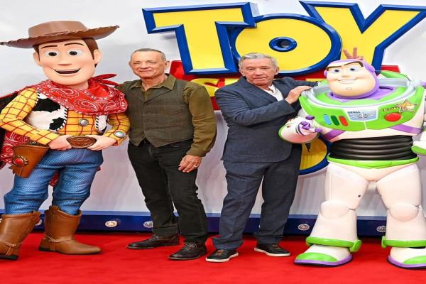 تفاصيل مثيرة من العرض الأول لفيلم Toy Story 5 في لندن  