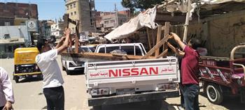 حملات مكثفة لإزالة التعديات والإشغالات المخالفة لإعادة الإنضباط للشوارع بمراكز ومدن وأحياء محافظة الشرقية 