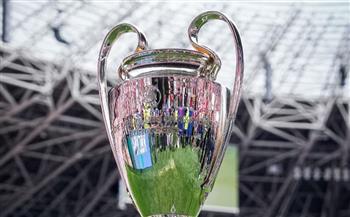 دوري أبطال أوروبا.. ذات الأذنين تزين الملعب وتشعل حماس لاعبي الفريقين 