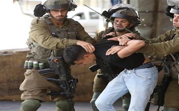 حملة اعتقالات ومداهمات يشنها الاحتلال الإسرائيلي على مدن فلسطينية