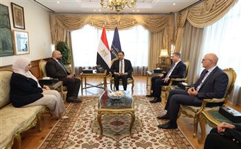 شركة "كونسنتركس" العالمية توسع استثماراتها فى مصر.. 11 ألف فرصة عمل و5 مراكز جديدة