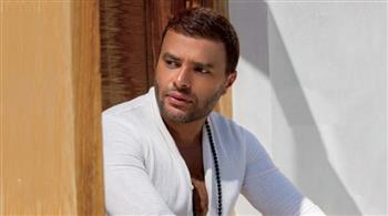 رامي صبري يرد على منتقديه بعد أزمة الملحنين: أبحث عن الجديد.. ومش هاعمل الأغاني لمجرد إنها اتبعتتلي