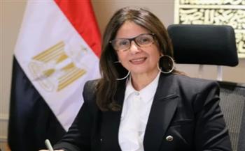 وزيرة الثقافة تنعي الفنان الكبير هاني شاكر