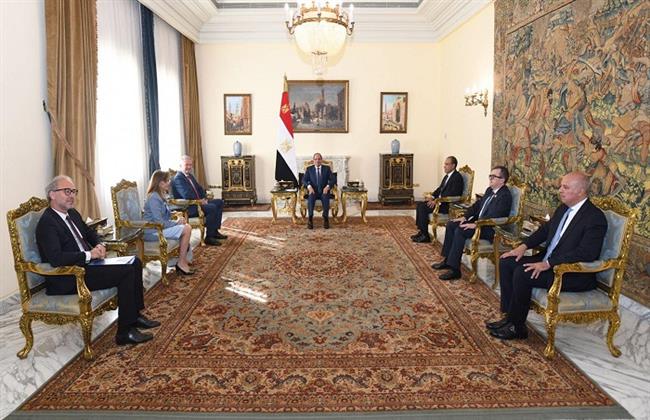 الرئيس السيسي: مصر فقدت نحو 10 مليارات دولار من عائدات قناة السويس نتيجة الاعتداءات في مضيق باب المندب