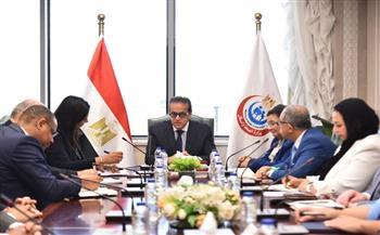 وزير الصحة يبحث تعزيز التعاون مع البنك الدولي ومؤسسة التمويل الدولية في القطاع الصحي