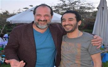 أحمد حلمي وخالد الصاوي أعداء ضمن أحداث فيلم «حدوتة»