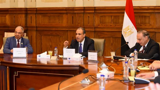 وزير الخارجية يلتقي مع لجنة العلاقات الخارجية والعربية والأفريقية بمجلس الشيوخ