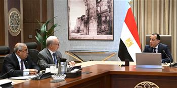رئيس الوزراء يتابع مستجدات القيد المؤقت للشركات الحكومية في البورصة وموقف تحديث وثيقة سياسة ملكية الدولة