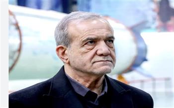 الرئيس الإيراني: حشد عسكري وتهديدات أمريكية رغم استمرار مسار الحوار