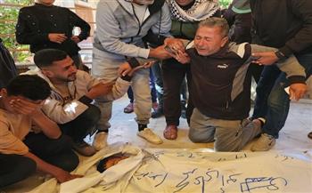 استشهاد فلسطينيين اثنين وإصابة آخرين في قصف إسرائيلي شرق غزة وغربها