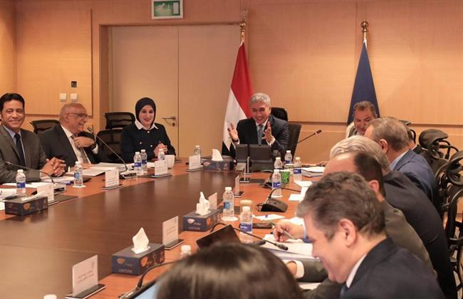 وزير السياحة يترأس اجتماع مجلس إدارة المجلس الأعلى للآثار