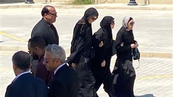 ميرفت أمين ولبلبة يودّعان هاني شاكر من مسجد أبو شقة بالشيخ زايد