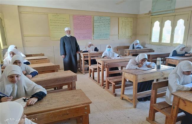 متابعات ميدانية مكثفة لامتحانات النقل بمعاهد سوهاج الأزهرية