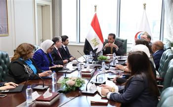 وزير الصحة يبحث مع جامعة "جلوبال تك" الإسبانية التعاون في التدريب والتعليم الطبي المستمر