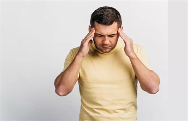 متى يكون "النسيان" عارضا طبيعيا ومتى يصبح إنذارا؟