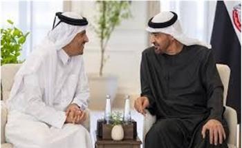 الرئيس الإماراتي ورئيس الوزراء القطري يبحثان تطورات الأوضاع الإقليمية 