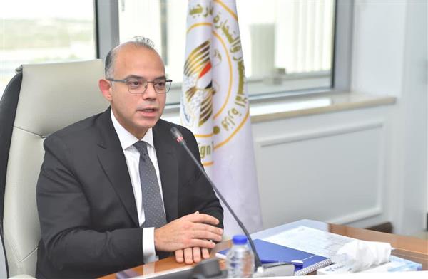 وزير الاستثمار: التوجه نحو توطين الصناعات الثقيلة والزراعية بالشراكة مع بيلاروسيا 