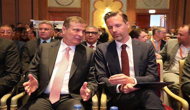 الزراعة: تعاون مصري هولندي لتوطين تكنولوجيا إنتاج التقاوي والزراعة الذكية    