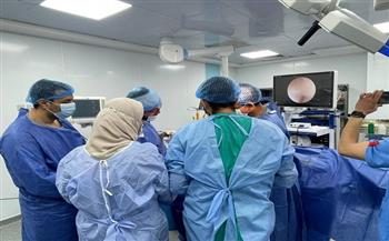 إجراء أول عملية دقيقة بإستخدام  منظار مفاصل الرسغ والكوع بمستشفى سوهاج الجامعي