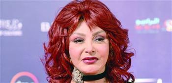 نبيلة عبيد تكشف لحظة مؤثرة عن محاولة زيارة هاني شاكر في باريس