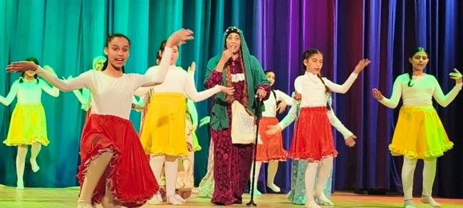عرض "استغماية" بقصر ثقافة القناطر الخيرية ضمن نوادي مسرح الطفل