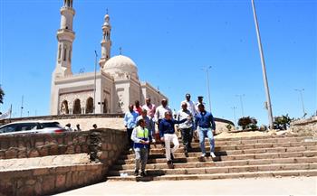 محافظ أسوان: "كبارى المشاة" نموذج لاهتمام الدولة بسلامة المواطن وتحقيق السيولة المرورية