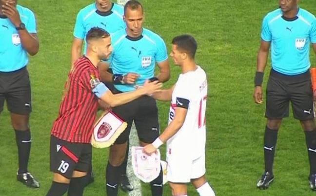الكونفدرالية الأفريقية.. محمد شحاته يحمل شارة قيادة الزمالك أمام الاتحاد