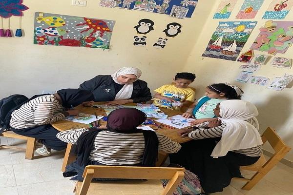 ورشة فنيه كولاج احتفالا بعيد العمال ببيت ثقافة الشروق