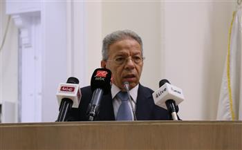نقيب الأطباء: تطبيق اللائحة المالية للأطباء بالتأمين الصحي الشامل، على الأطباء العاملين في وزارة الصحة ضرورة