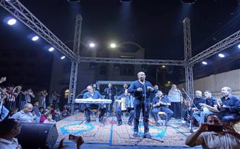 مسرح الثقافة المتنقل بكرداسة يجذب الأسر بعروض الموسيقى