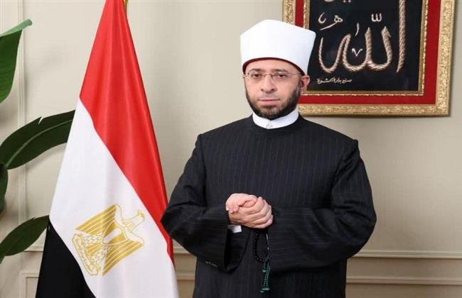 وزير الأوقاف يهنئ إذاعة القرآن الكريم بإذاعة تسجيلات نادرة للشيخ المنشاوي