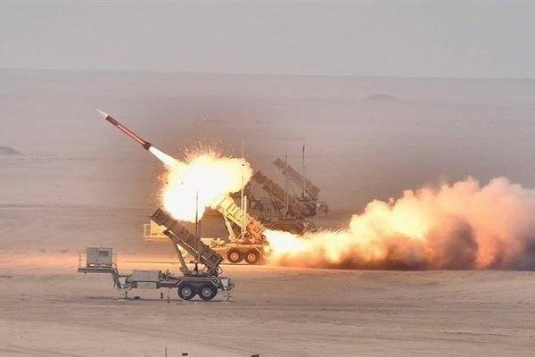 الجيش الكويتي: الدفاعات الجوية تشتبك مع أهداف جوية معادية