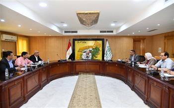 محافظ الفيوم يؤكد أهمية المشروعات البيئية في تحسين جودة الحياة وتعزيز الاقتصاد الأخضر