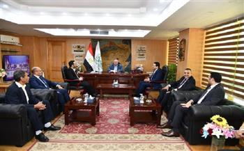 محافظ الفيوم يبحث مع وفد وزارة الاتصالات والوكالة الألمانية "GIZ" سبل التوسع في هندسة العمليات والإجراءات 