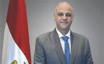 إزالة فورية لمحطة خرسانة تهدد صحة الطلاب بالمنتزه أول.. محافظ الإسكندرية: لا تهاون مع المخالفين