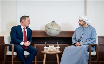 مباحثات إماراتية أمريكية حول تداعيات الاعتداءات الإيرانية وتعزيز التعاون المشترك