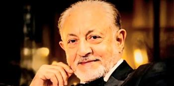 عبد العزيز مخيون يودع الحياة تاركًا أعمالًا لم تُعرض بعد.. فما هي؟