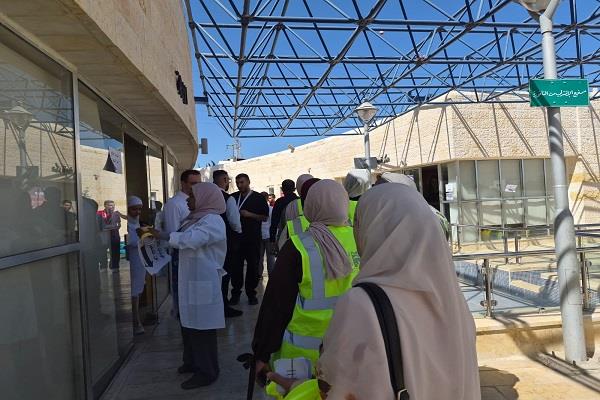 ​الأردن يوسع مظلة الرعاية الصحية للاجئين الفلسطينيين ومرضى غزة عبر مبادرات ميدانية وخطط توسع داخل المخيمات
