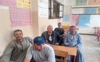 محافظ أسيوط: قوافل محو الأمية تسهم في بناء الإنسان وتعزيز الوعي المجتمعي بالقرى والمراكز
