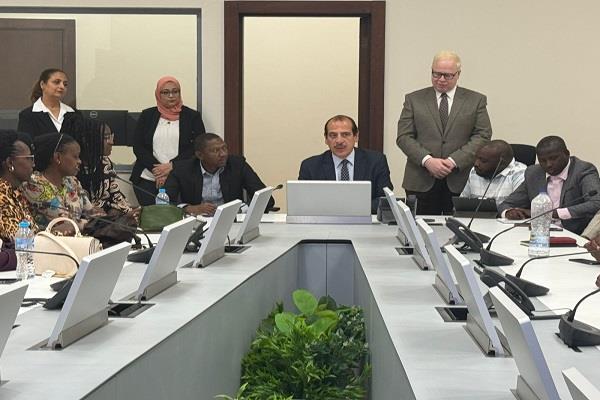 نائب وزير الصحة يستقبل وفد المركز الإفريقي لمكافحة الأمراض ويبرز دور مصر الرائد في تعزيز الصحة العامة 