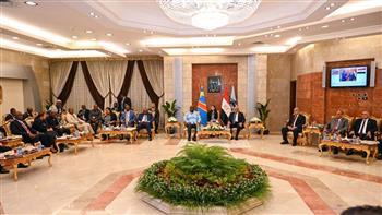 رئيس الكونغو الديمقراطية يزور الهيئة العربية للتصنيع ويشيد بالقدرات التصنيعية المتطورة بها 