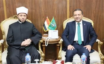 وزير الأوقاف يفتتح المسجد القبلي بمنشأة سلطان خلال زيارته للمنوفية